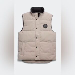 Canada Goose Men’s Quilted Puffer Vest in Light Beige with Black Trim